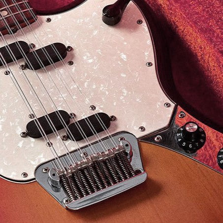 The Analog Renaissance: Chasing the Ultimate Tone with Vintage Guitars and Premium Picks