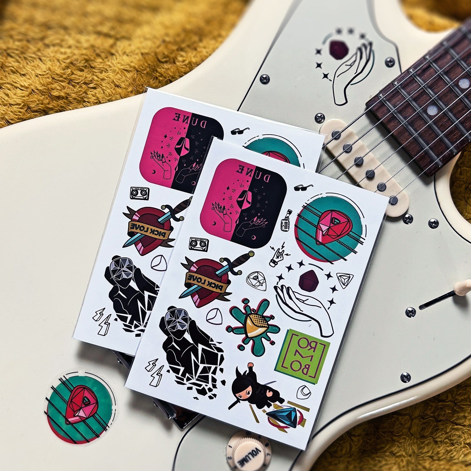 Temporary Guitar Music Tattoos – Diverse Styles, Easy Application - ROMBO