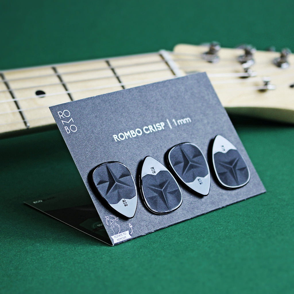 guitar-pick-set-rombopicks-crisp-black-warm-mellow-tones