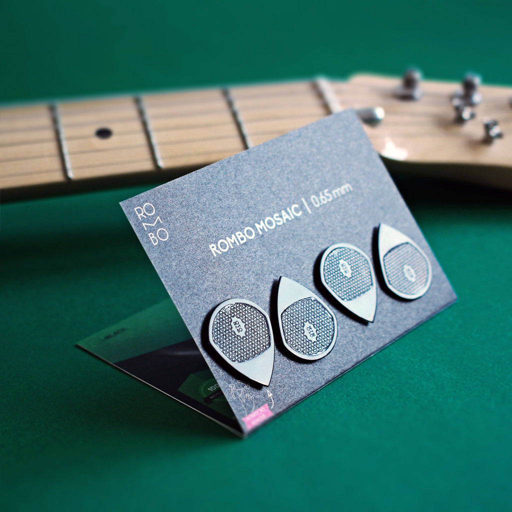 guitar-pick-set-rombopicks-mosaic-black-warm-mellow-tones