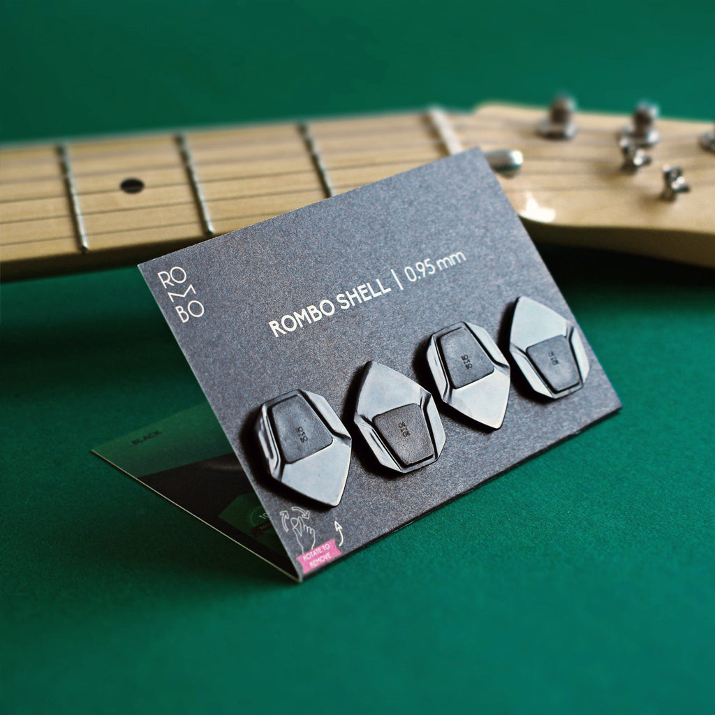 guitar-pick-set-rombopicks-shell-black-warm-mellow-tones