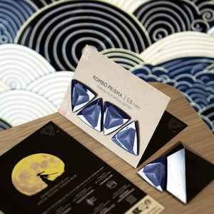 guitar-pick-triangle-medium-size-nylon-handmade-brighttones_1