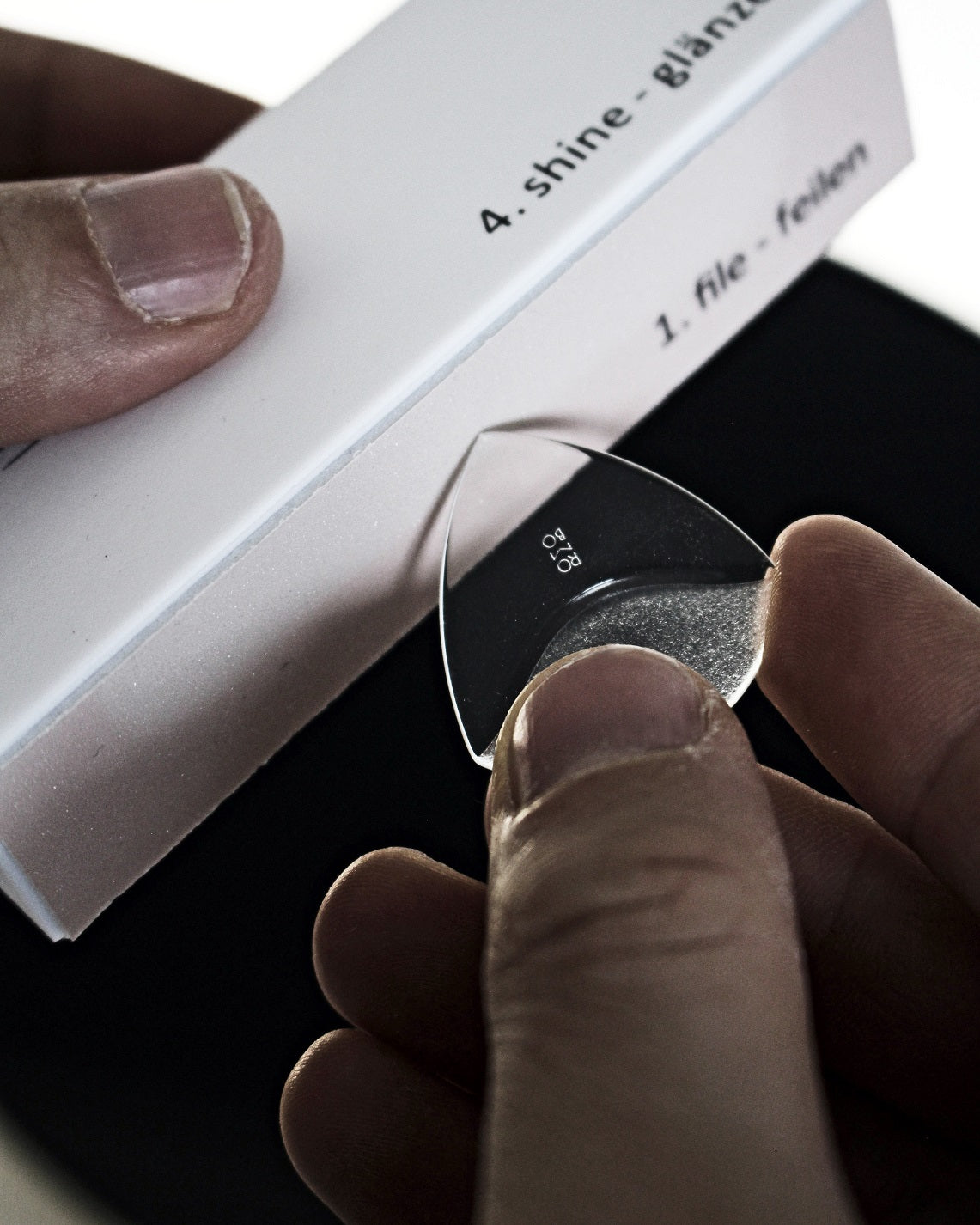 hand-made-guitar-picks-thick-plectrum-transparent