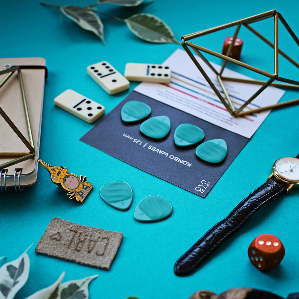 jazz-guitar-pick-blue-guitar-gear-rombopicks