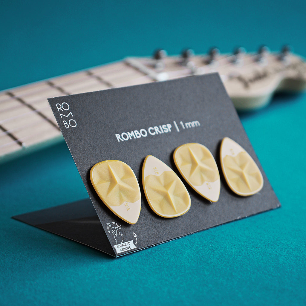 guitar-pick-set-rombopicks-crisp-yellow