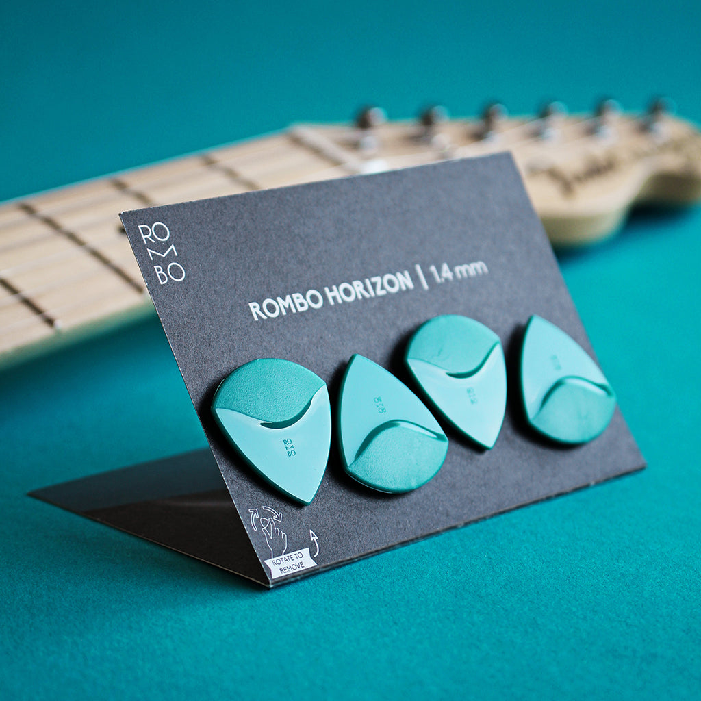 guitar-pick-thick-rombo-horizon-blue